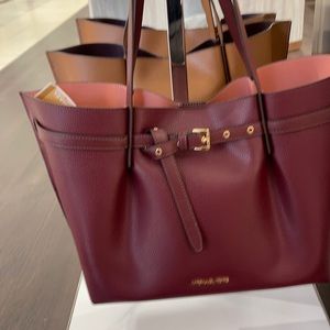 Michael Kors Emilia Large Tote Leather Shoulder Purse Handbag